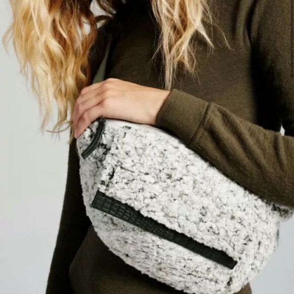 NEW Free People Cozy Up Sherpa Sling - Picture 1 of 2
